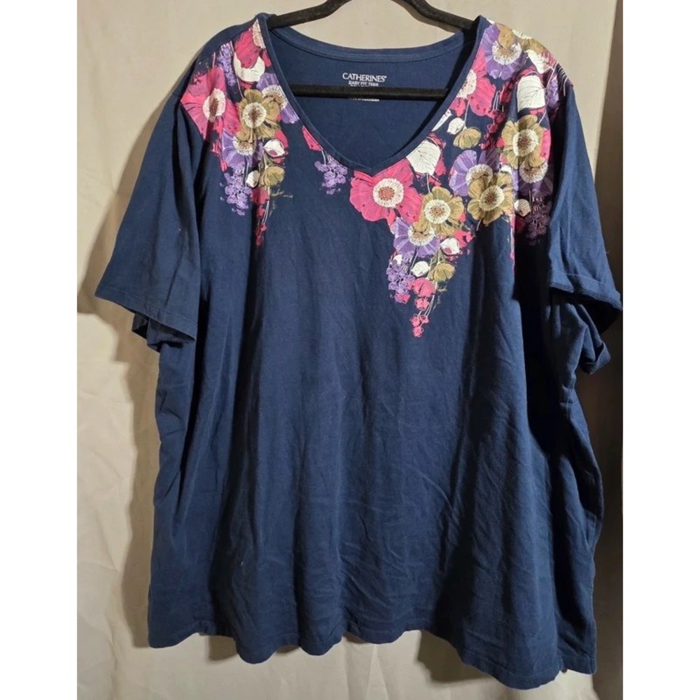 Catherines Womens 3X 26/28W Navy Blue Floral V-Neck Easy Fit Short Sleeve Tee